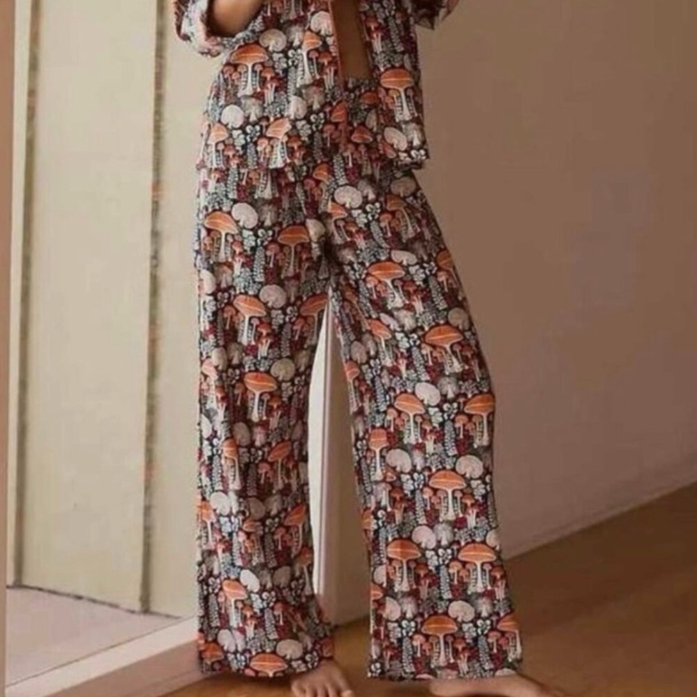 Anthropologie Mushroom Print Pajama Pants - Picture 1 of 8